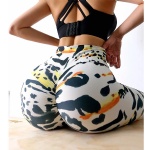 Scrunch Women Leggings GYM Wear